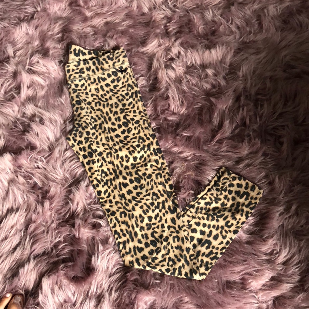 PINK VS LEGGINGS CHEETAH PRINT